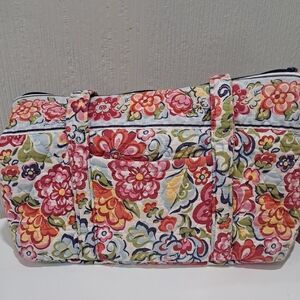 Vera Bradley Quilted Puese/ Tote